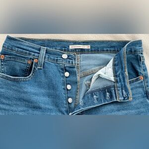 Levi’s ribcage straight ankle button down jeans